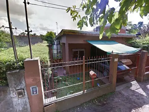APTA CREDITO  OFERTA casa en centro de La Reja, Moreno