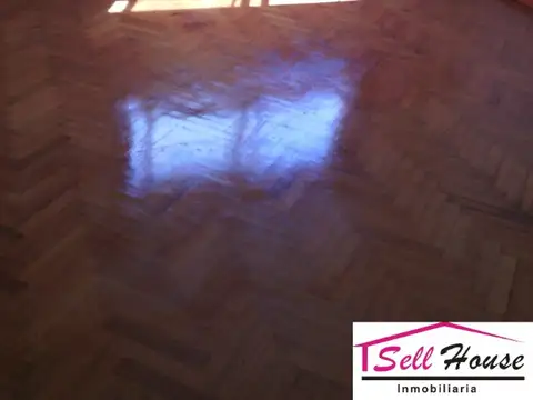 MUY BUEN DEPARTAMENTO  MUY LUMINOSO, PLENO CENTRO DE SAN FERNADO CONSTITUCION 1200