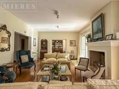 Casa 6 ambientes con 3 baños