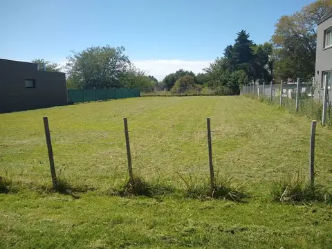 Terreno en la 123 e/ 30bis y 32. Único terreno de la cuadra!