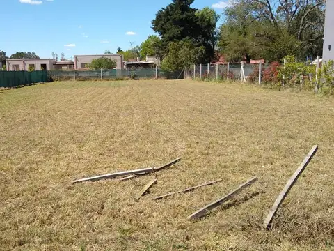 Terreno en Venta 50  mts Fondo
