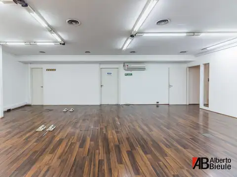 Oficina en Venta al Este