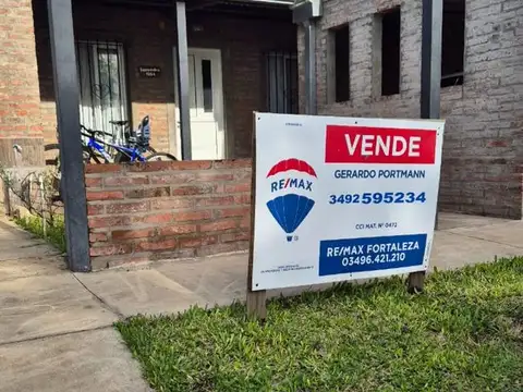 VENTA DE CASA CON AMPLIO TERRENO EN PILAR