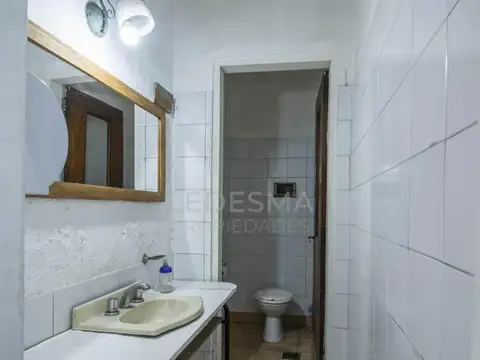 Av Rivadavia 21400