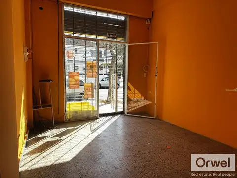 Local en Venta en Villa Urquiza- IDEAL INVERSOR- Se venden con buena rentabilidad