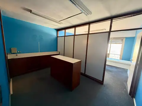 Oficina 2 ambientes con 1 baño