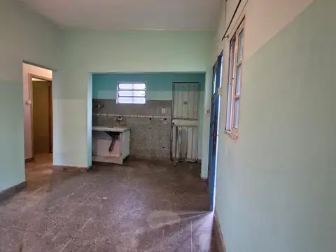 Depto Tipo Casa en Venta en Lomas De Zamora, USD 36.000