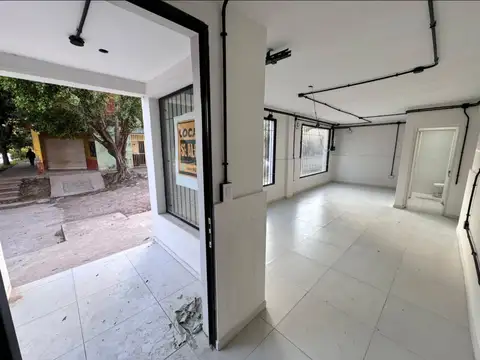 Local en Alquiler en Villa Chica, $ 600.000
