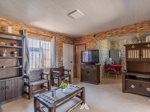 Casa en Venta con 1 cochera