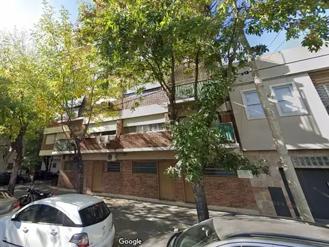 P Pastorino 300, Piso pb