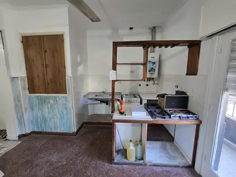 Depto Tipo Casa en Alquiler de 3 ambientes