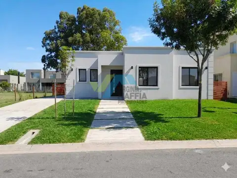 Casa en Venta en Pilar Del Este, Countries y Barrios Cerrados en Pilar