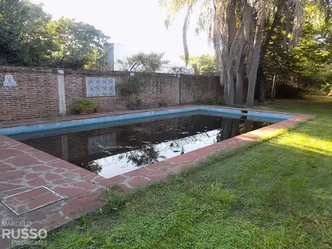 LOTE c/ PISCINA – PQUE. JOHNSTON