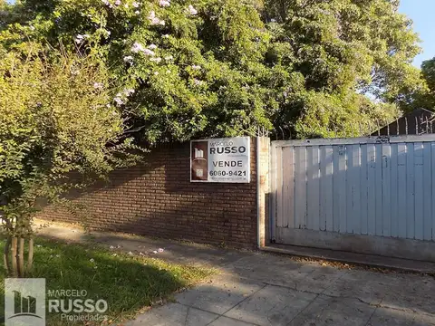 LOTE c/ PISCINA – PQUE. JOHNSTON