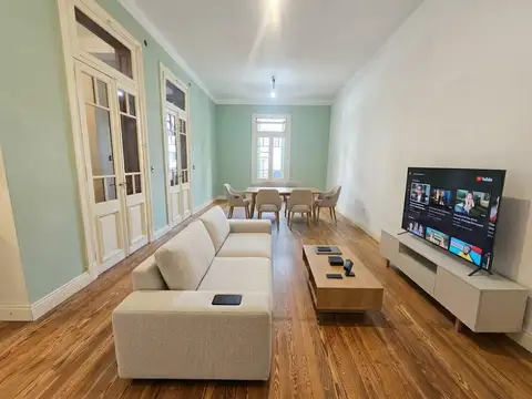 VENTA CASA  EN FLORES 5 AMBIENTES LOTE PROPIO