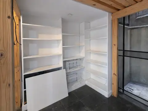 Oficina en Venta al Este