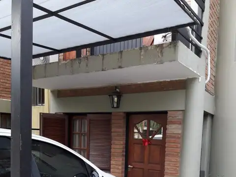 Depto Tipo Casa en Venta de 4 ambientes