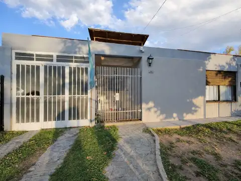 Casa En Venta Barrio 13 De Diciembre Lujan De Cuyo