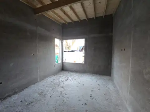 Casa 3 ambientes con 2 baños