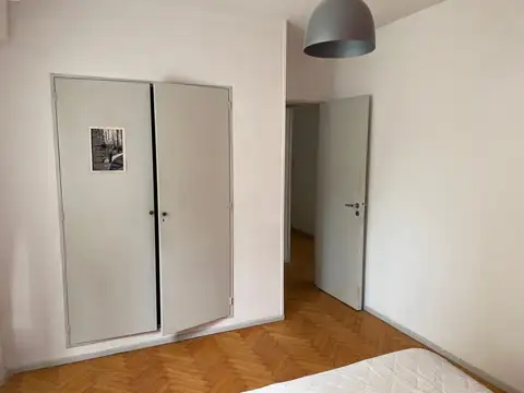Excelente Departamento de Dos Ambientes en Muy Buen Estado de Conservación -  A Mts. de Av. Cordoba