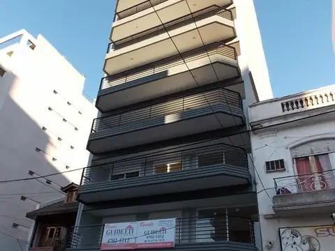 Venta Semipiso 4 ambientes a Estrenar Balcón Terraza -  Flores