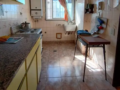 Hipolito Yrigoyen al 3200