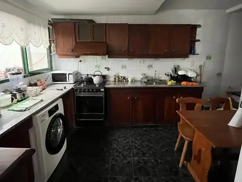 Departamento en Venta en Flores, USD 100.000