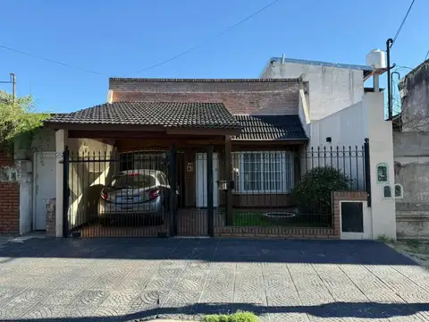 Casa 4 amb. en perfecto estado