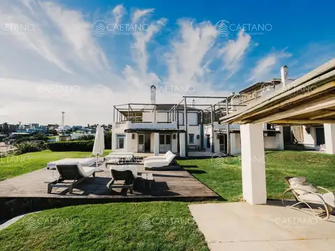 Casa en Alquiler Temporal de 7 dormitorios