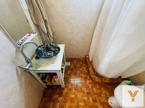 Casa en venta - 1 dormitorio 1 baño - 220mts2 - La Plata