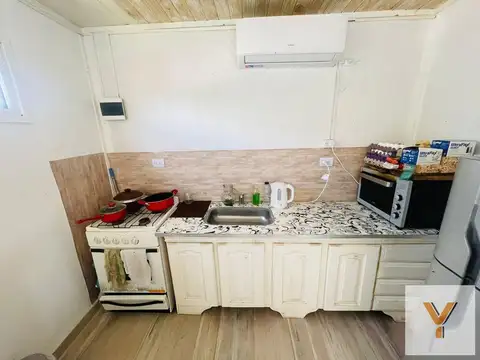 Casa 2 ambientes con 1 baño