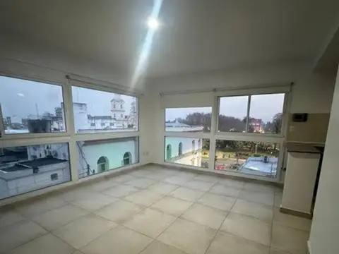 Departamento en Alquiler en Pilar, $ 700.000