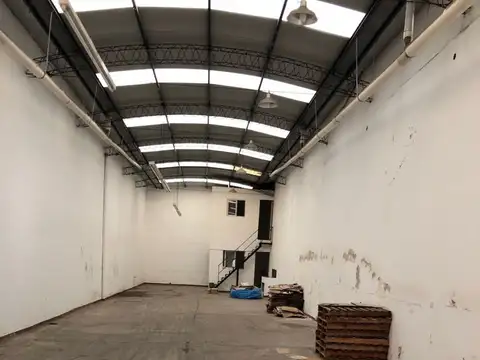 GALPON 270 METROS EN ALQUILER