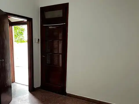 PRIMERA JUNTA 600, Piso PB
