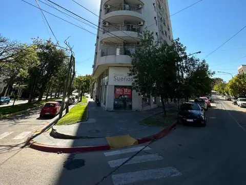 Cochera descubierta en Edigicio Diagonal Parc