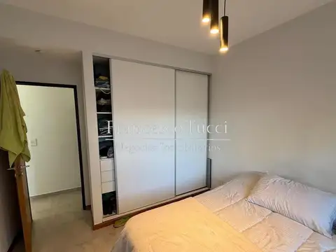 Gdor Bruno M. De Zabala  2800