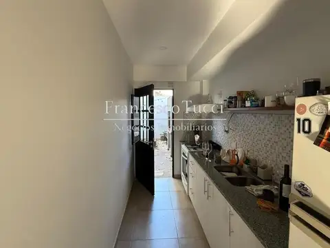 Casa en Venta en Castelar, USD 80.000