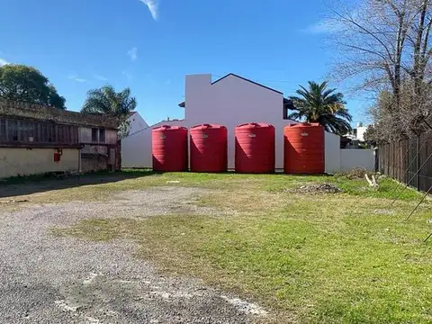 Galpon en Venta en Carapachay, USD 1.800.000