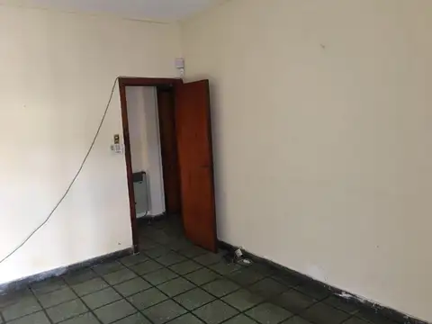 CASA EN LOTE PROPIO :: OPORTUNIDAD :: EXCELENTE :: CONSULTE