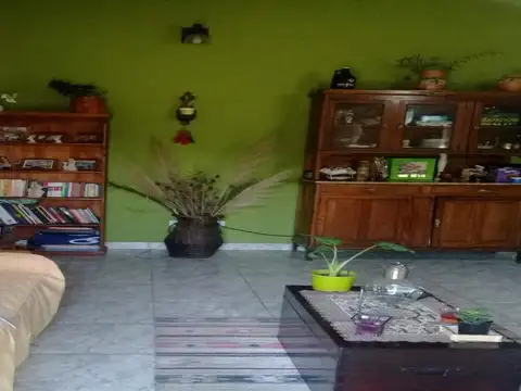 Casa en Loma Verde, Calle Los Cedros 1293