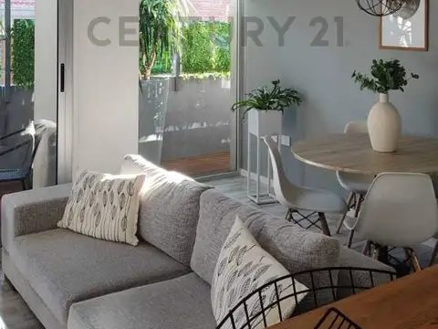 Departamento en venta en La Plata de un dormitorio con cochera