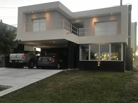 Casa en Venta de 4 dormitorios