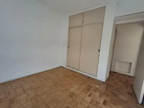 Departamento en Alquiler en Belgrano R, $ 700.000