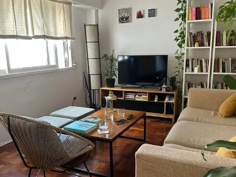 Departamento en Venta en Chacarita, USD 99.500