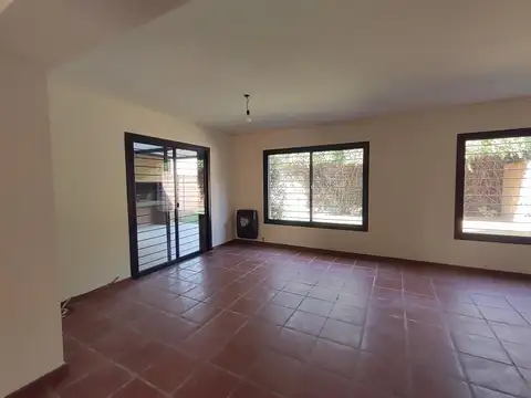 Casa en Alquiler en Arguello, $ 1.650.000