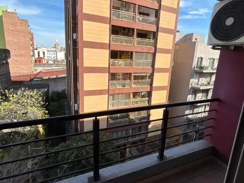 Estados Unidos 2300, Piso 5