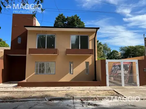 Depto Tipo Casa en Venta de 4 ambientes