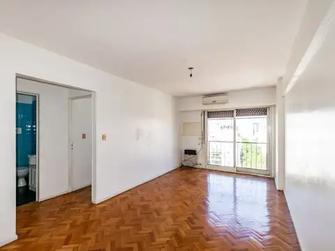Venta departamento 2 ambientes caballito con baulera
