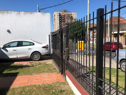 Depto Tipo Casa en Alquiler de 3 ambientes