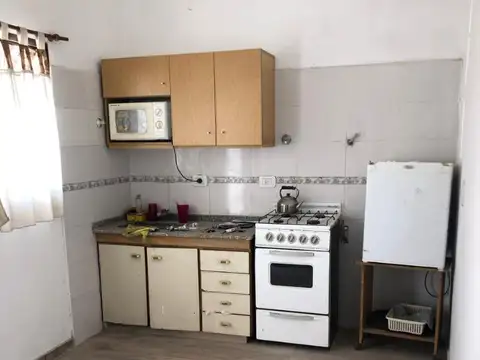 Depto Tipo Casa en Alquiler de 2 dormitorios